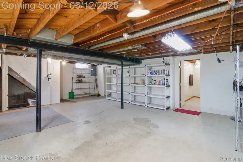 3745 Hayes Street Wayne City MI 48184