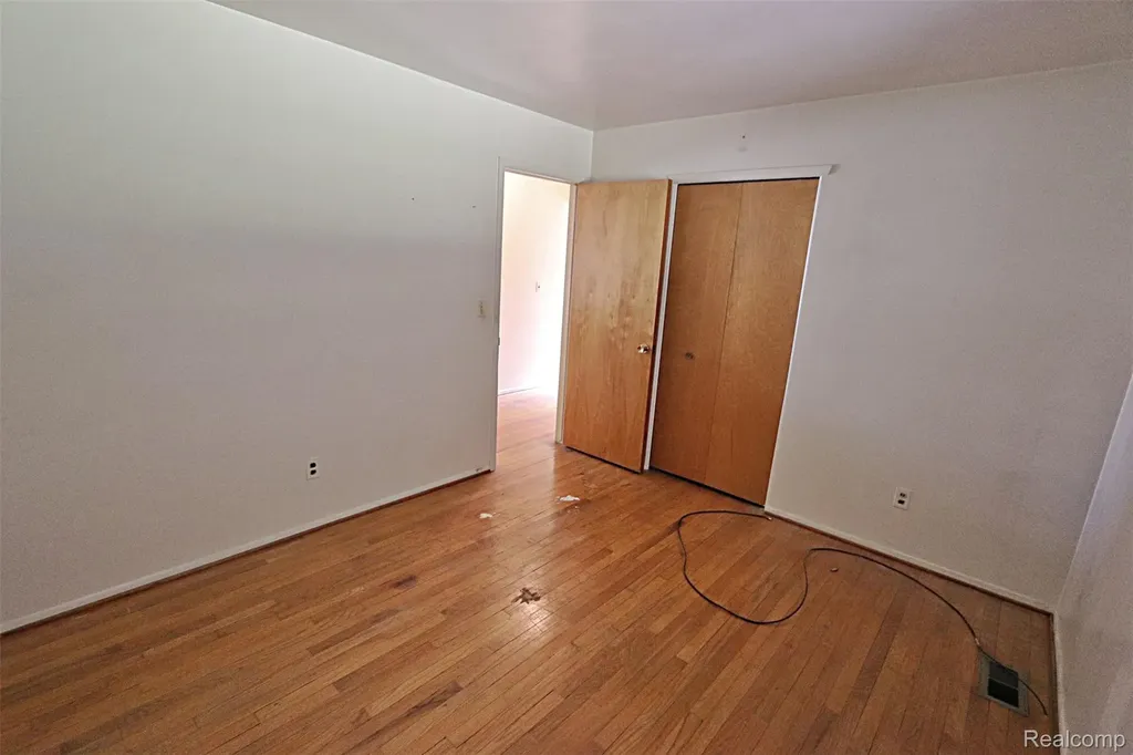 38011 Ross Street Livonia City MI 48154