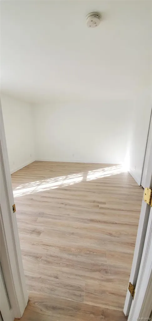 3633 Oakmonte Boulevard Oakland Charter Township MI 48306