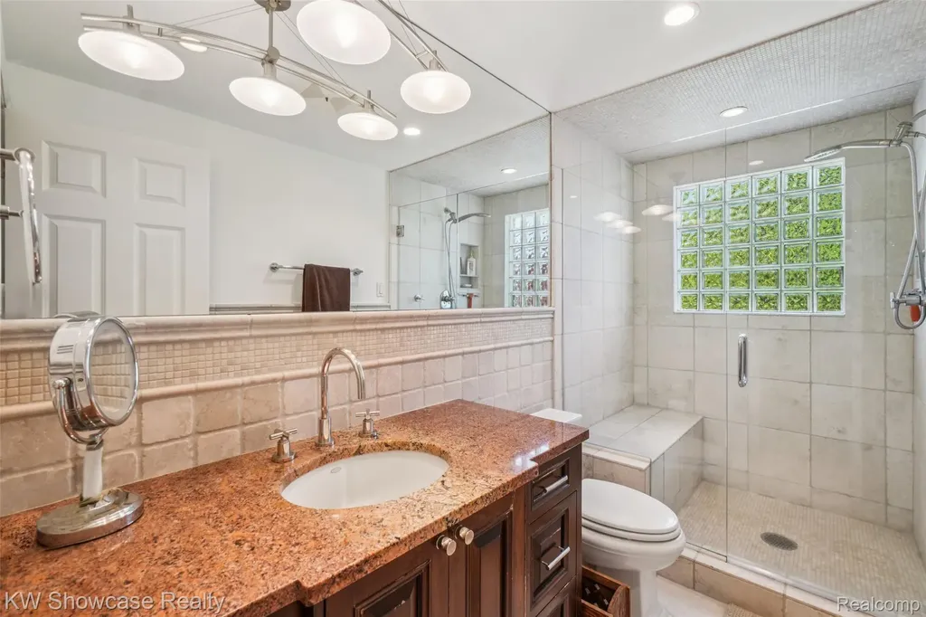 474 Beverly Island Drive Waterford Charter Township MI 48328