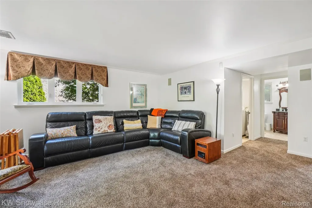 474 Beverly Island Drive Waterford Charter Township MI 48328