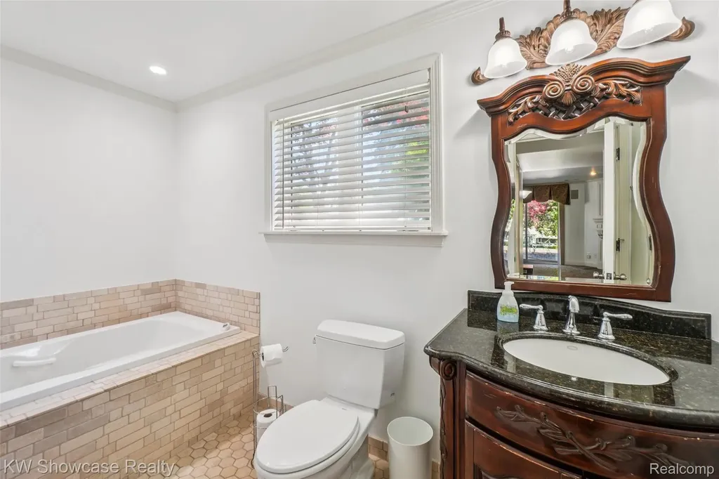 474 Beverly Island Drive Waterford Charter Township MI 48328