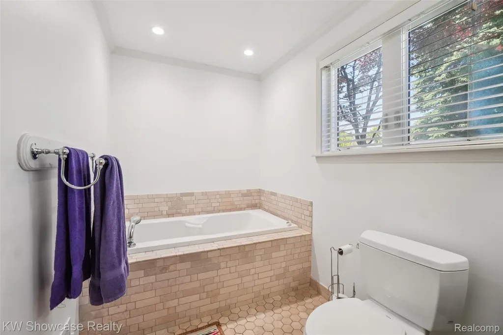 474 Beverly Island Drive Waterford Charter Township MI 48328