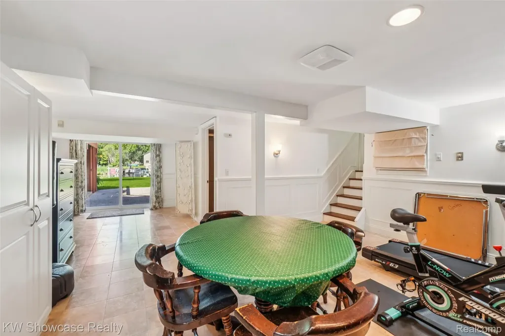 474 Beverly Island Drive Waterford Charter Township MI 48328