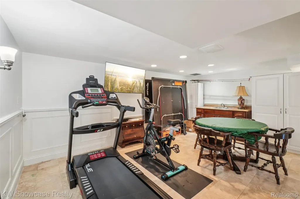474 Beverly Island Drive Waterford Charter Township MI 48328