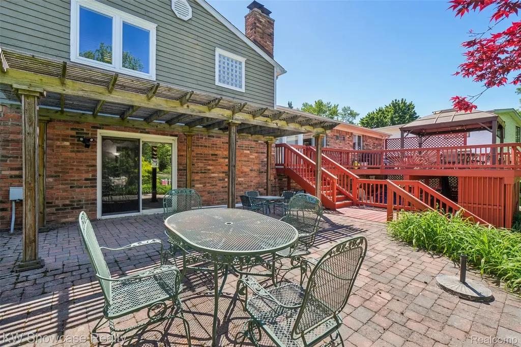 474 Beverly Island Drive Waterford Charter Township MI 48328