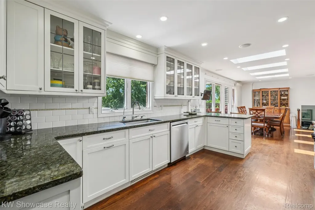 474 Beverly Island Drive Waterford Charter Township MI 48328