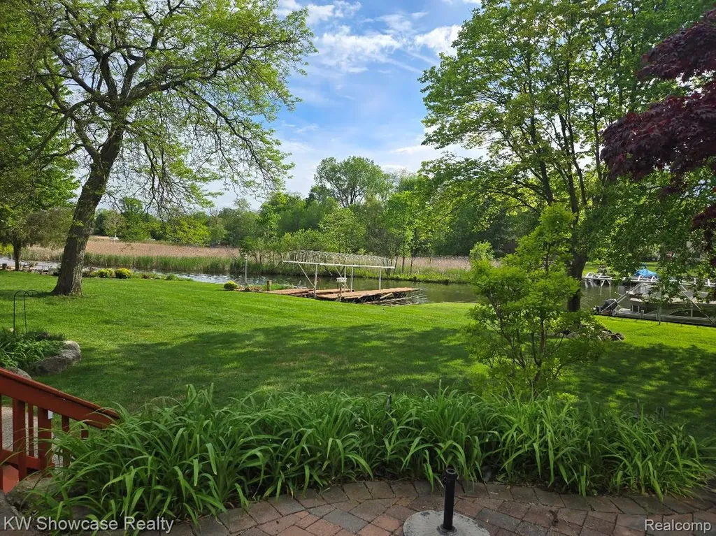 474 Beverly Island Drive Waterford Charter Township MI 48328