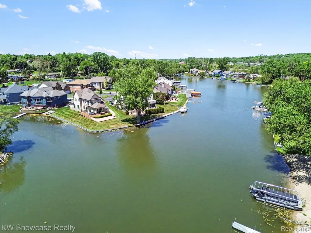 474 Beverly Island Drive Waterford Charter Township MI 48328