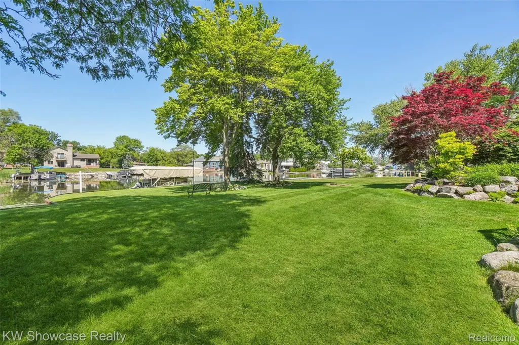 474 Beverly Island Drive Waterford Charter Township MI 48328