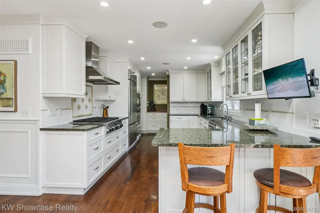 474 Beverly Island Drive Waterford Charter Township MI 48328