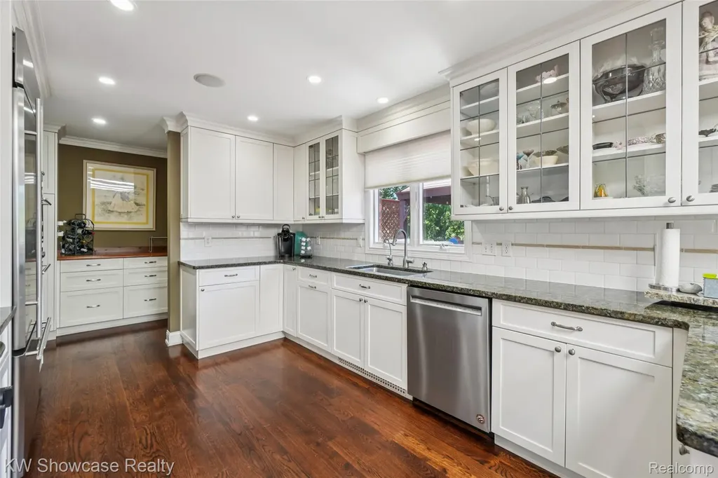 474 Beverly Island Drive Waterford Charter Township MI 48328