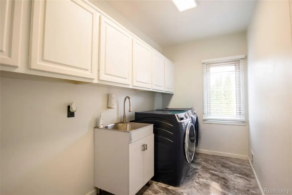 54275 Talon Court Shelby Charter Township MI 48315