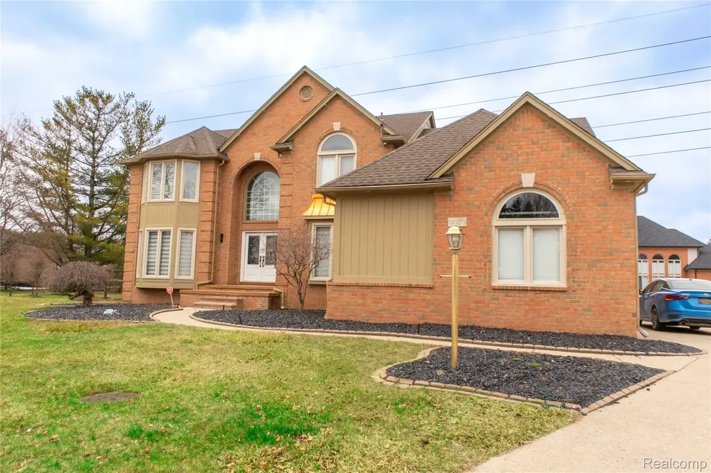 54275 Talon Court Shelby Charter Township MI 48315