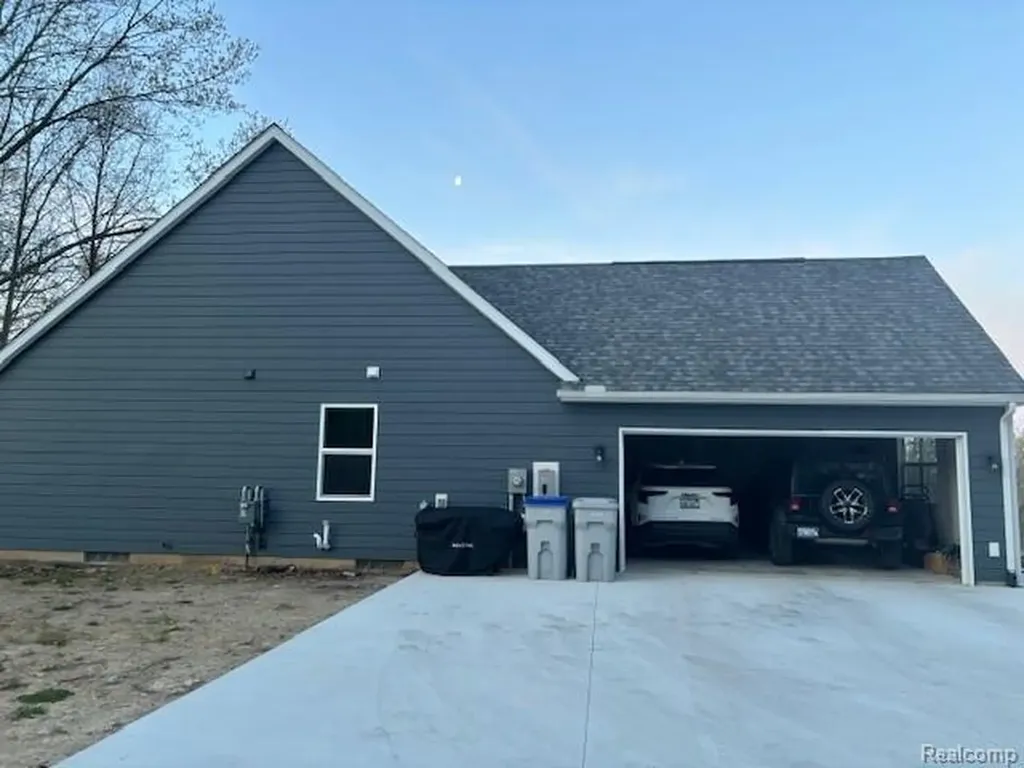 2909 Hideaway Beach Drive Brighton Township MI 48114