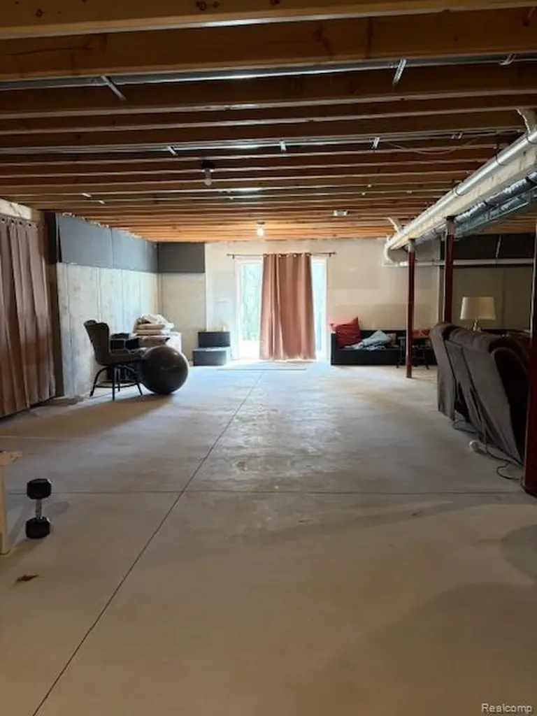 2909 Hideaway Beach Drive Brighton Township MI 48114