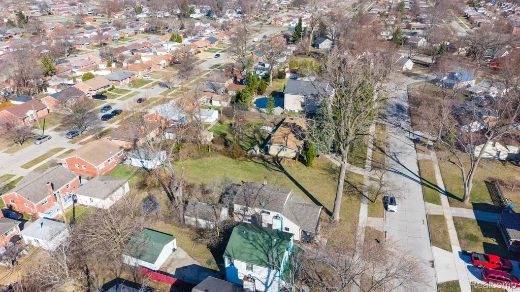 8505 Fenton Street Dearborn Heights City MI 48127