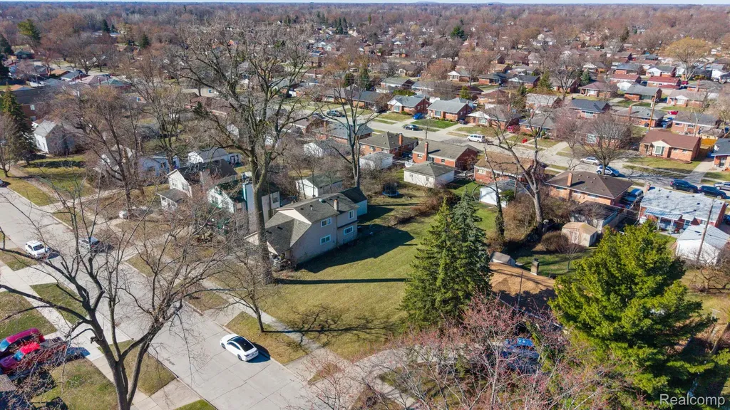 8505 Fenton Street Dearborn Heights City MI 48127