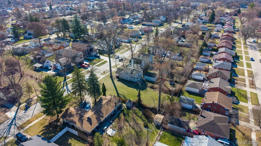8505 Fenton Street Dearborn Heights City MI 48127