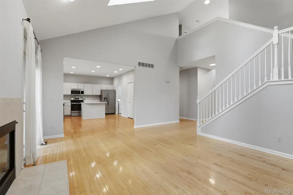 4368 Gateway Circle West Bloomfield Charter Township MI 48322