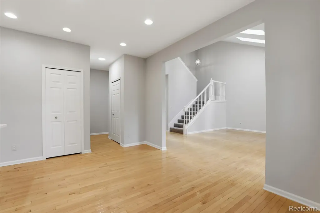 4368 Gateway Circle West Bloomfield Charter Township MI 48322