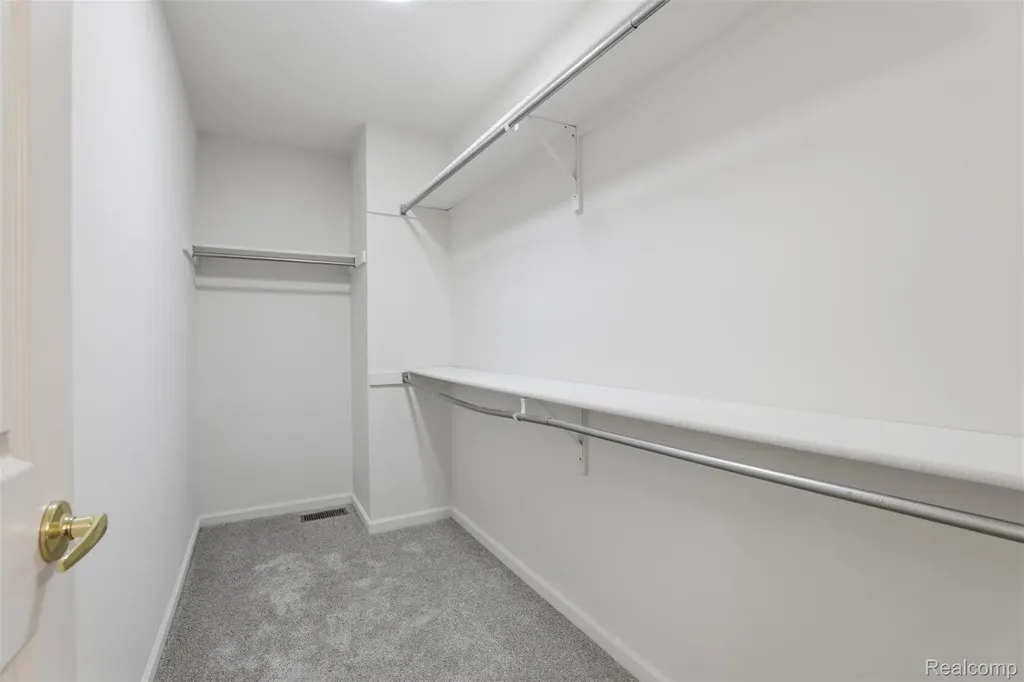 4368 Gateway Circle West Bloomfield Charter Township MI 48322