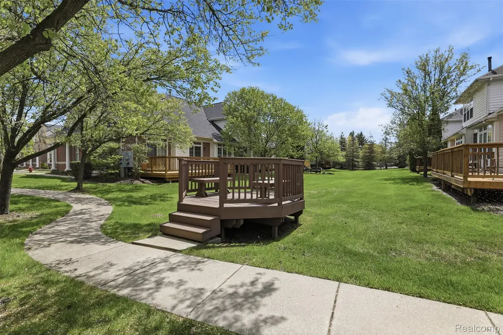 4368 Gateway Circle West Bloomfield Charter Township MI 48322