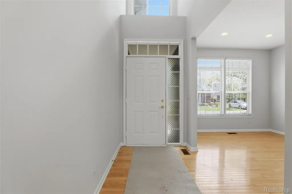 4368 Gateway Circle West Bloomfield Charter Township MI 48322