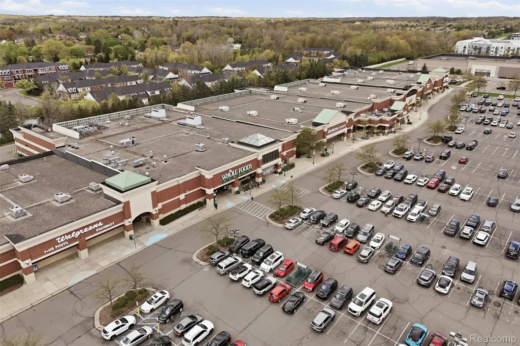 4368 Gateway Circle West Bloomfield Charter Township MI 48322
