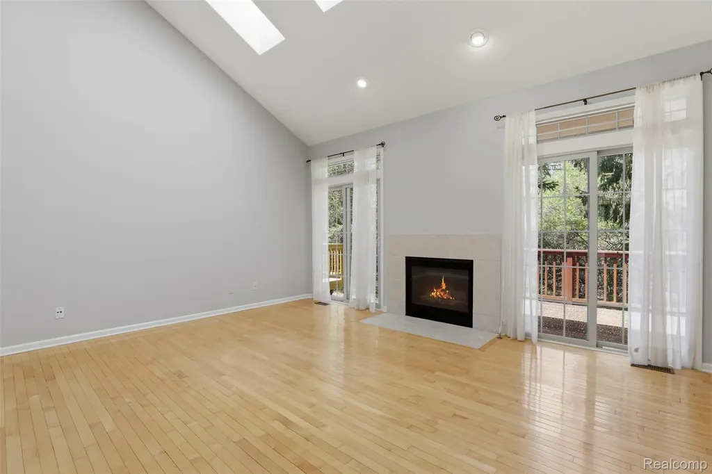 4368 Gateway Circle West Bloomfield Charter Township MI 48322