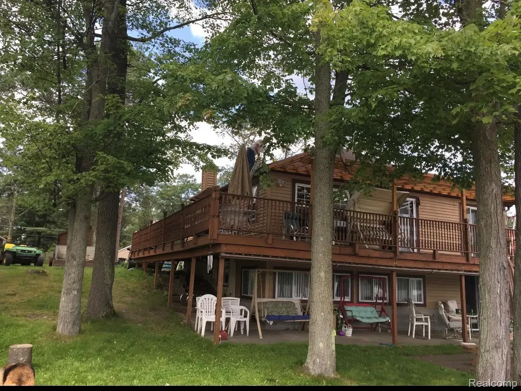 5207 Lucinda Drive Prescott Village MI 48756