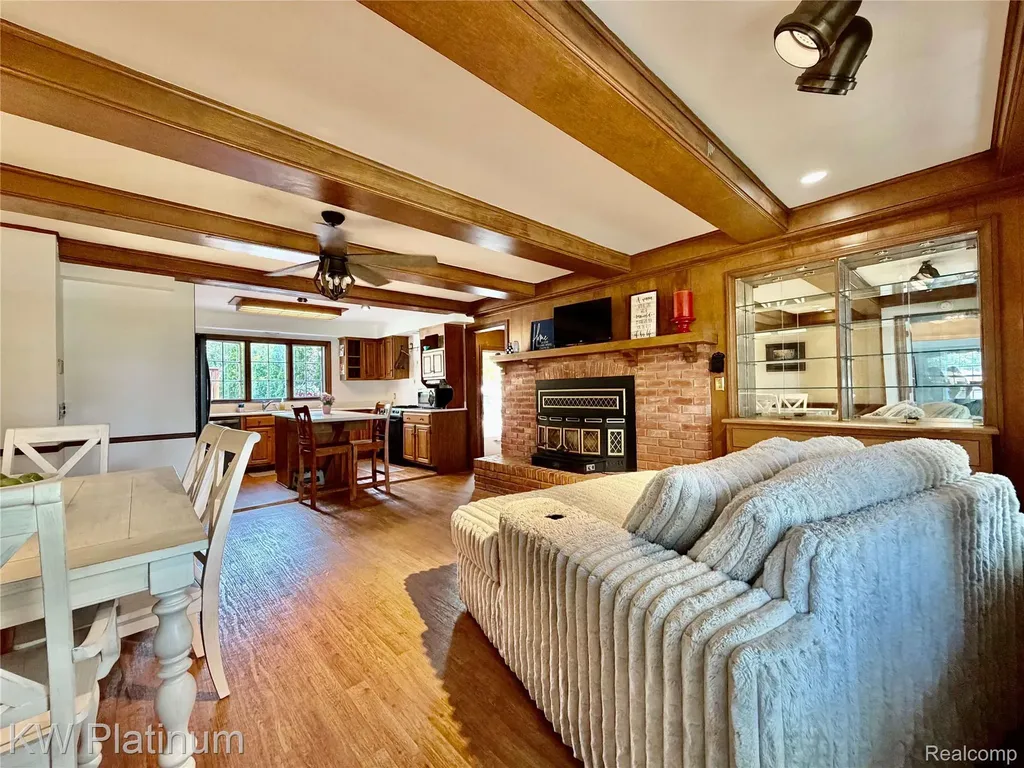 2425 Woodstock Drive Port Huron City MI 48060