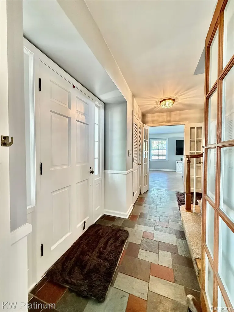 2425 Woodstock Drive Port Huron City MI 48060