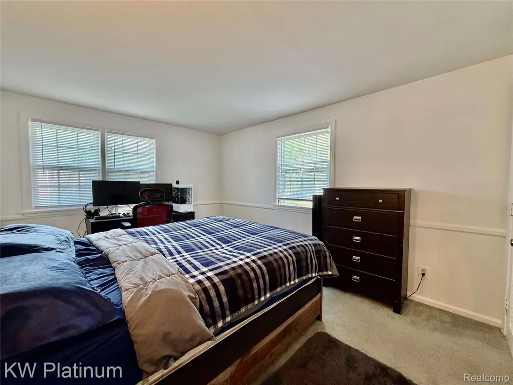 2425 Woodstock Drive Port Huron City MI 48060