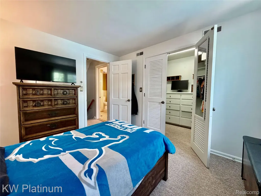 2425 Woodstock Drive Port Huron City MI 48060