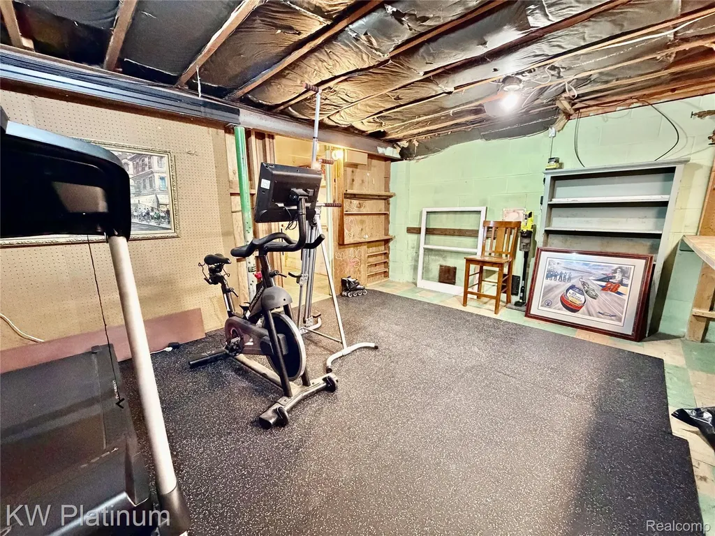 2425 Woodstock Drive Port Huron City MI 48060