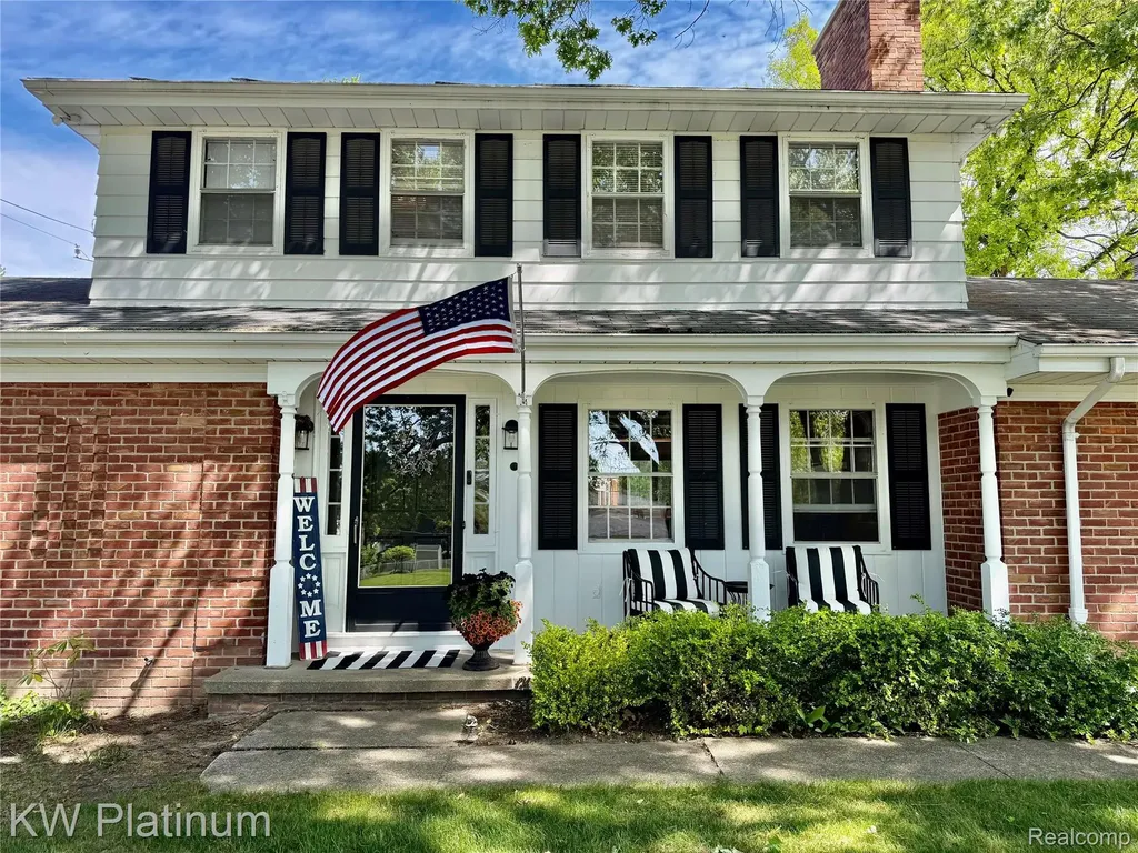 2425 Woodstock Drive Port Huron City MI 48060