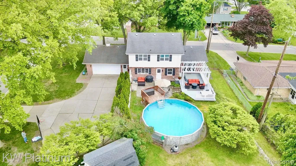 2425 Woodstock Drive Port Huron City MI 48060