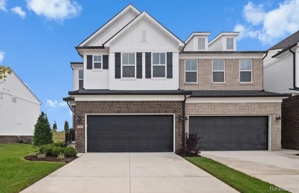 5580 East Spaniel Drive Pittsfield Charter Township MI 48108