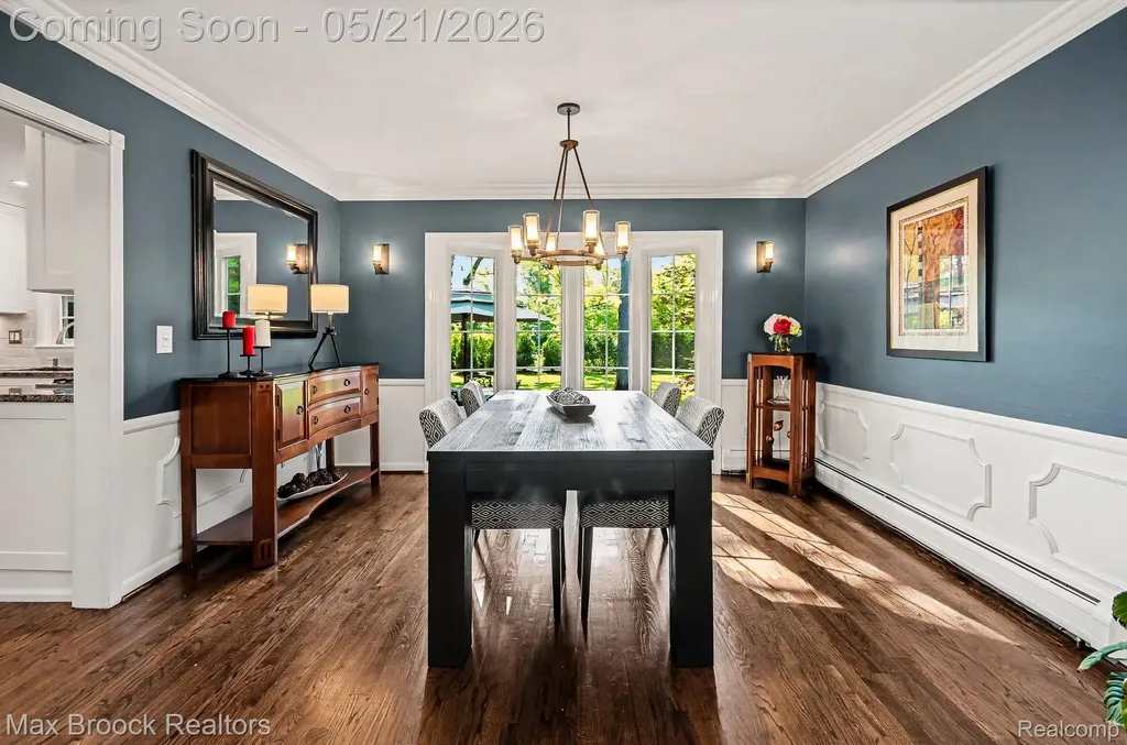 23049 Nottingham Drive Beverly Hills Village MI 48025