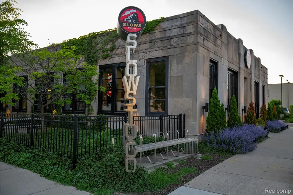 4221 Cass Avenue Detroit City MI 48201