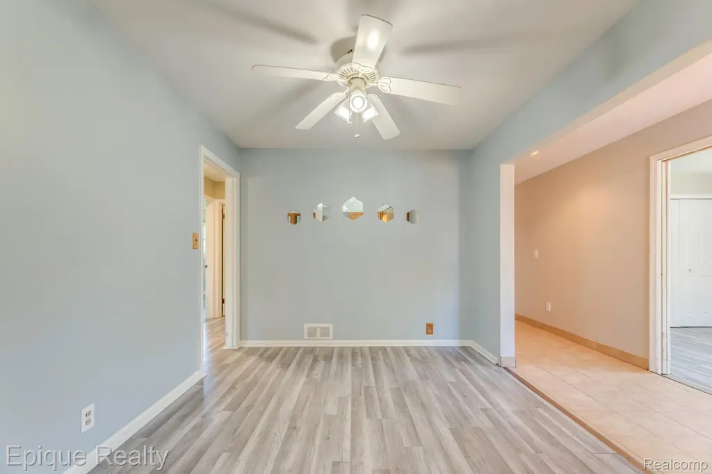 11110 Davison Road Davison Township MI 48423