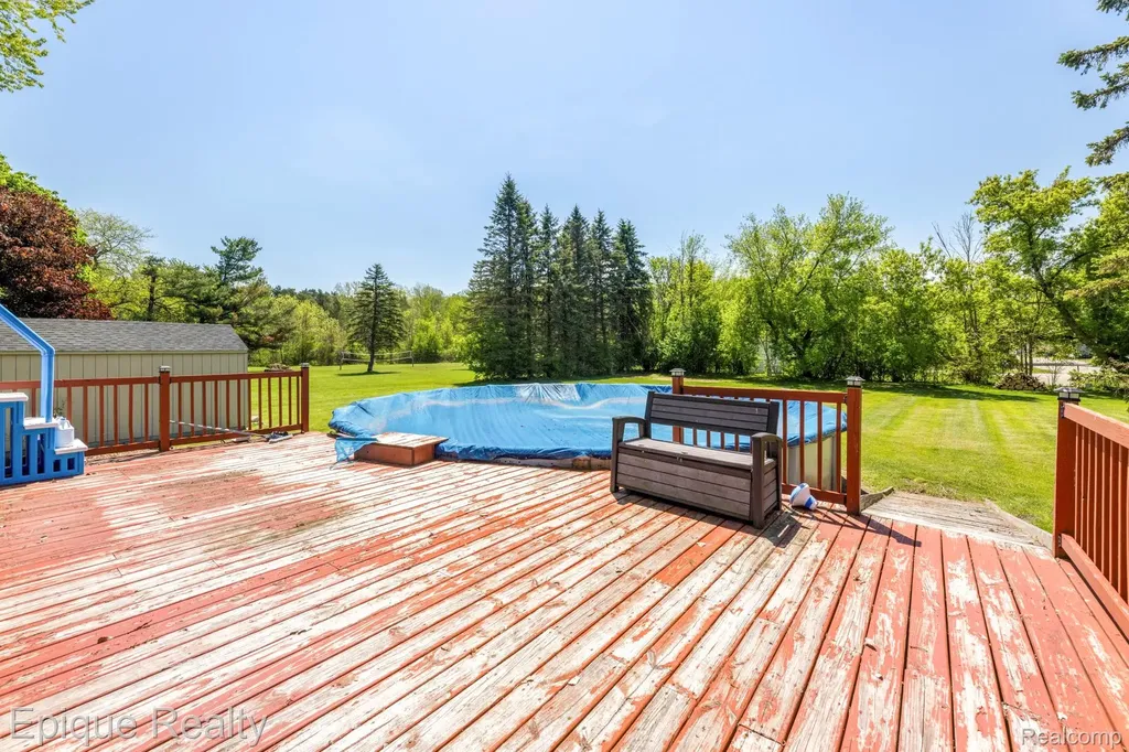 11110 Davison Road Davison Township MI 48423