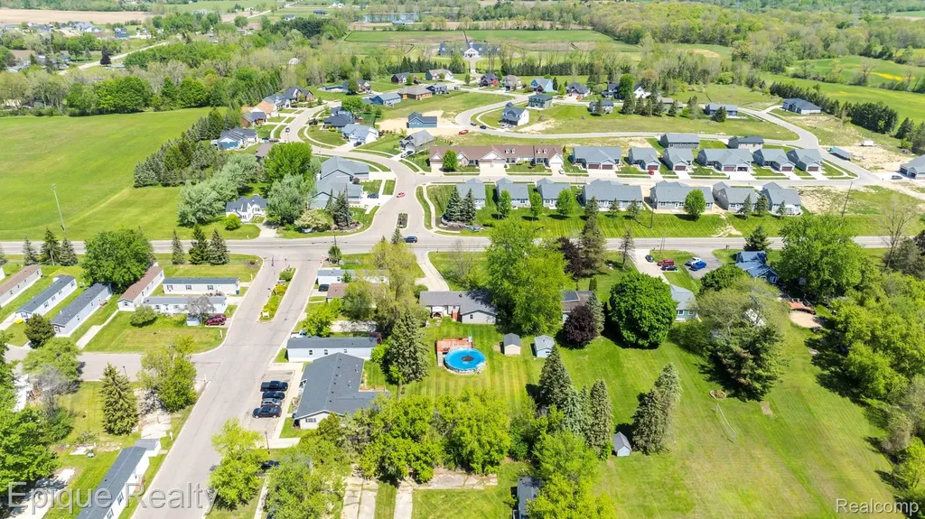 11110 Davison Road Davison Township MI 48423