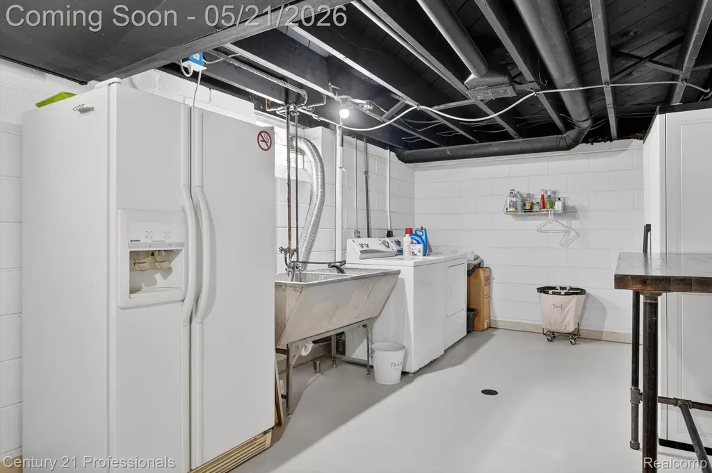 635 Simpson Street Plymouth City MI 48170