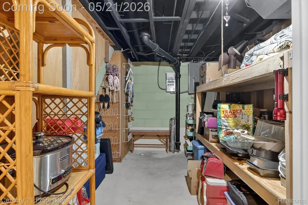 635 Simpson Street Plymouth City MI 48170