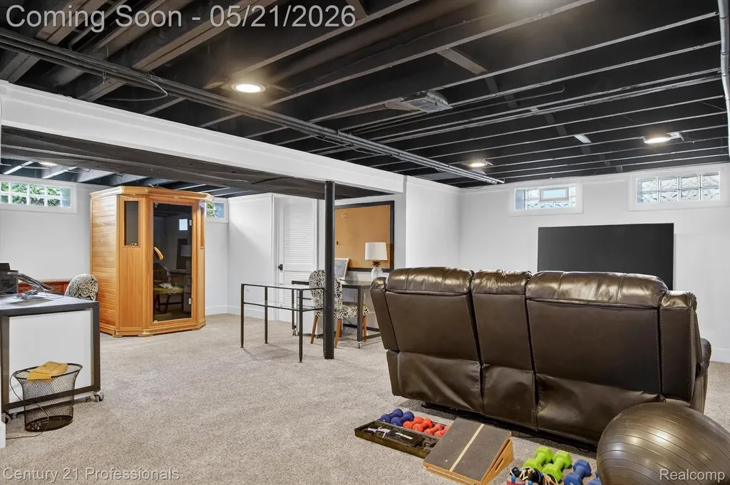 635 Simpson Street Plymouth City MI 48170