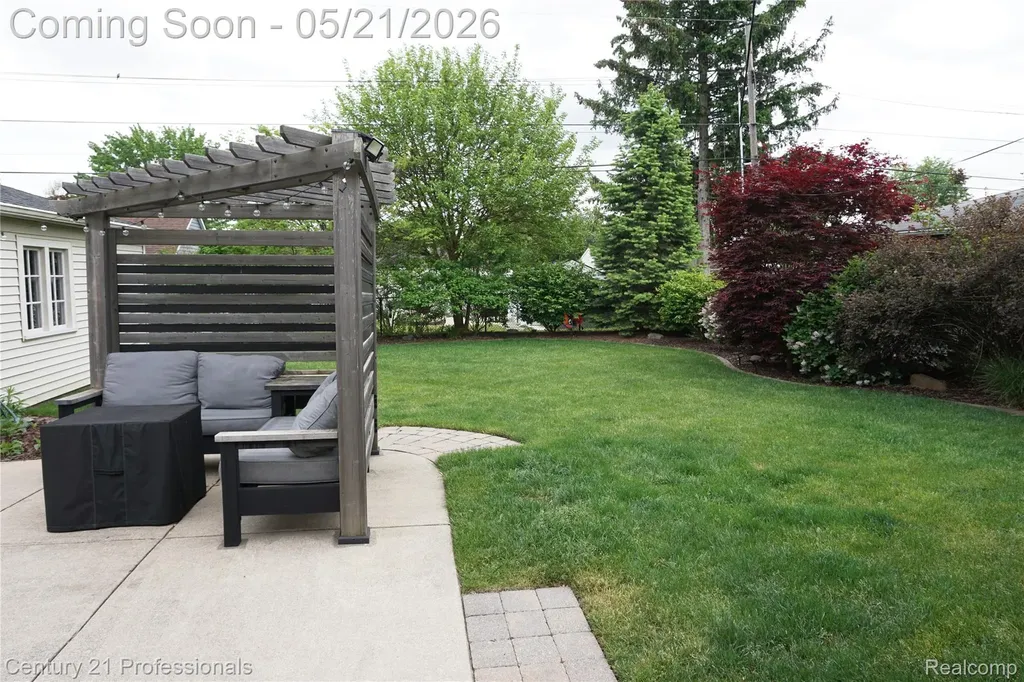 635 Simpson Street Plymouth City MI 48170