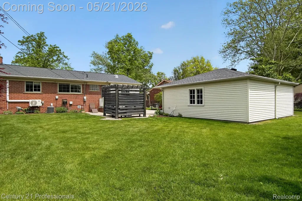 635 Simpson Street Plymouth City MI 48170