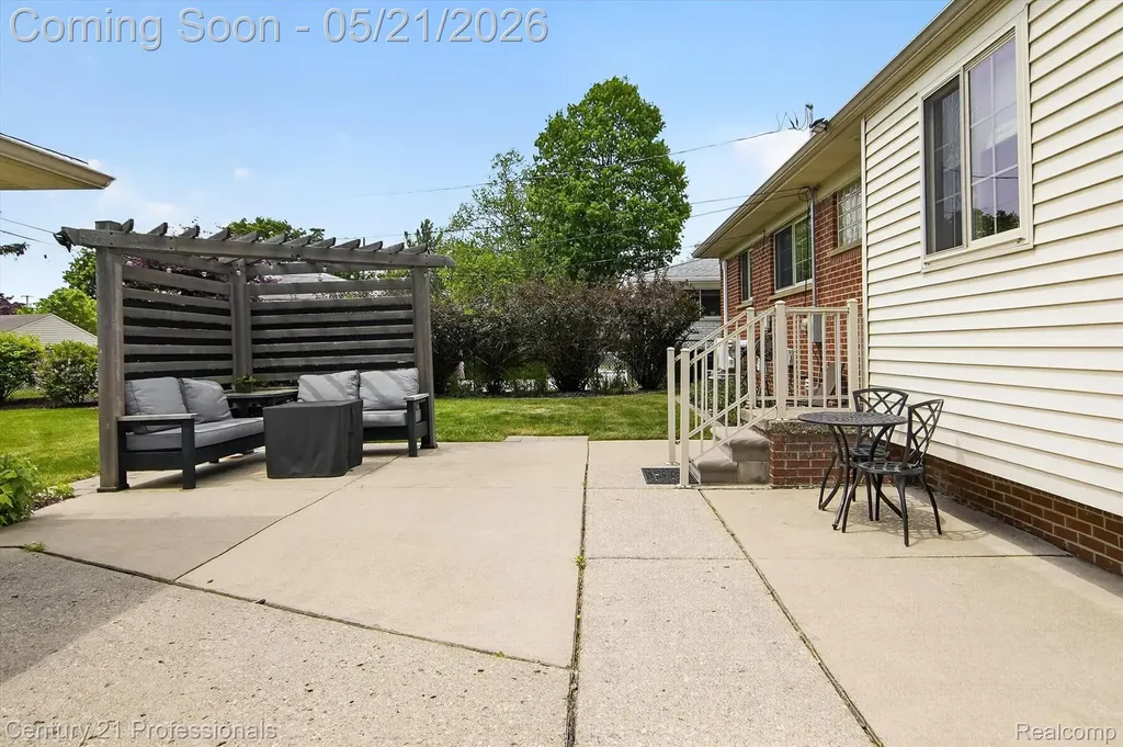 635 Simpson Street Plymouth City MI 48170